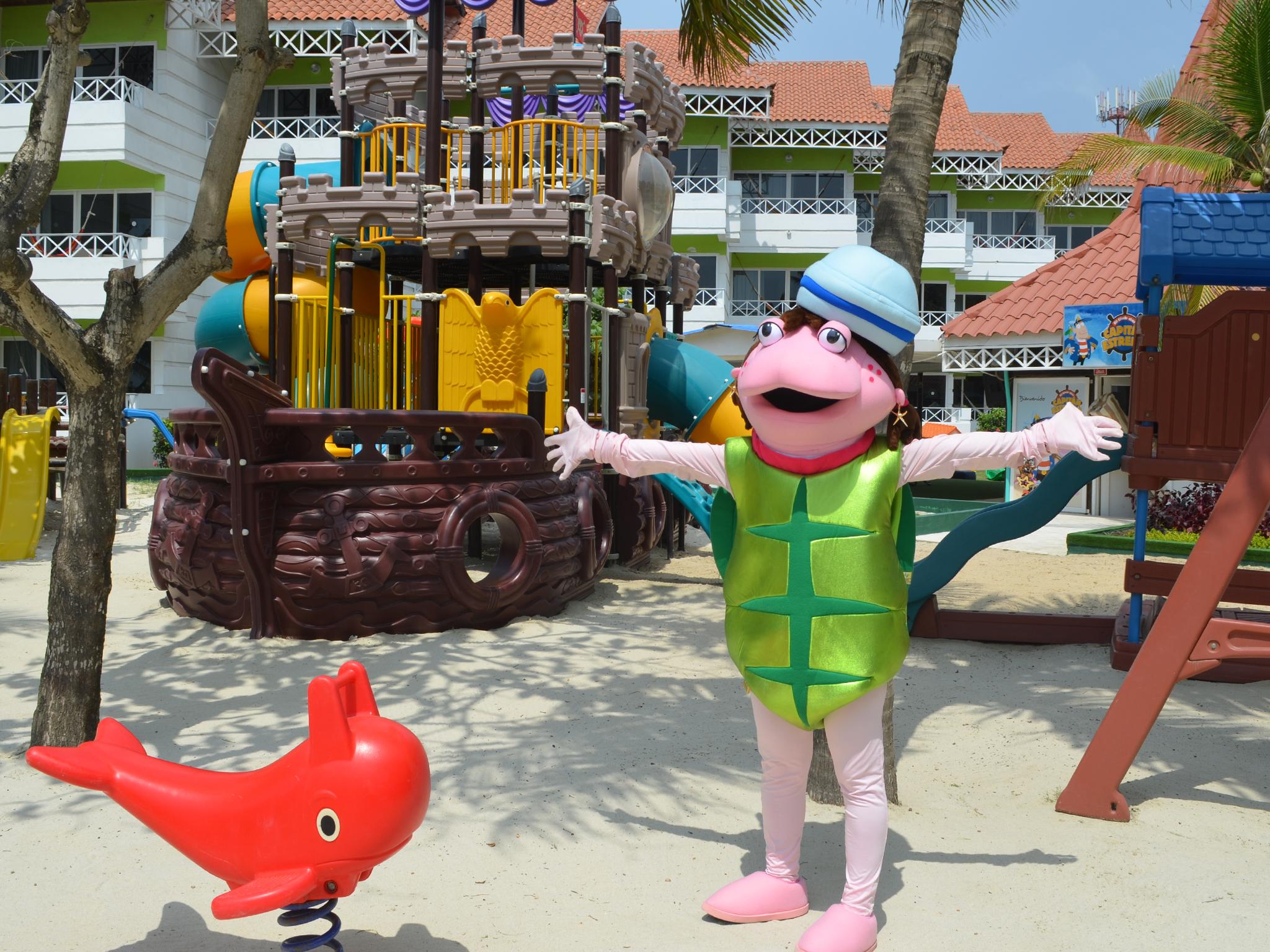 Hotel Las Americas Casa De Playa Cartagena Buitenkant foto The mascot of the resort, "The Dolphin"