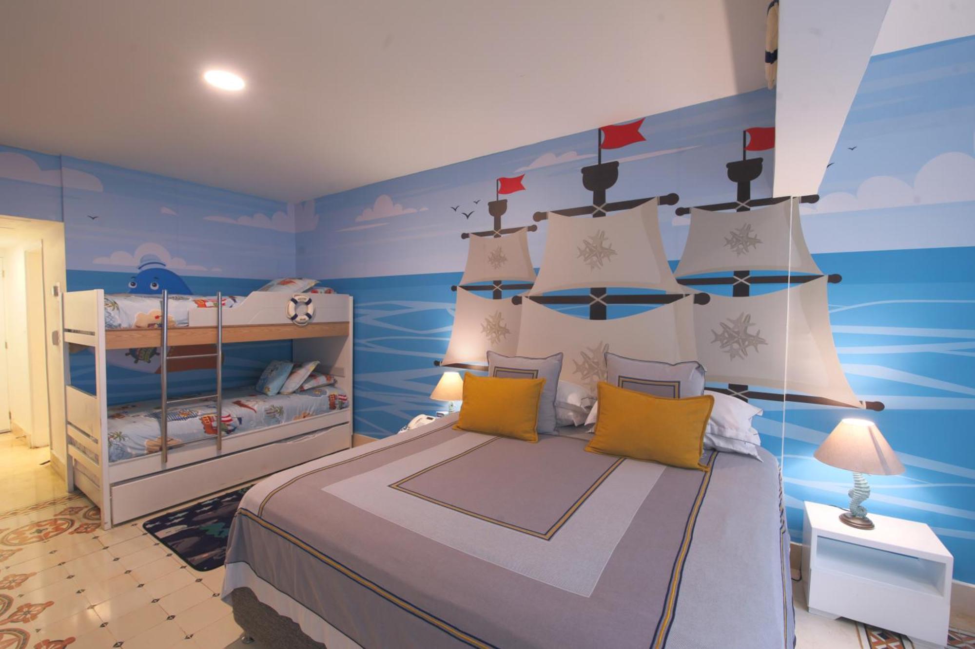 Hotel Las Americas Casa De Playa Cartagena Buitenkant foto A bedroom with a nautical theme